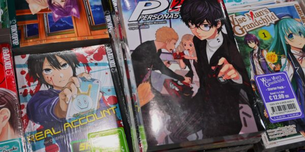 a Persona 5 comic book among many other comics as learning ground for the upcoming Persona 5: The Phantom X